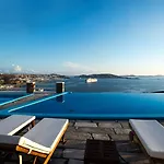 Aparthotel Adikri &