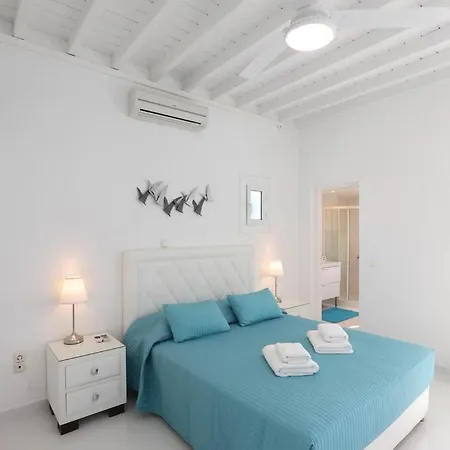 Adikri & Hotel apartamentowy Tourlos