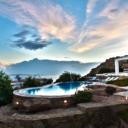 Adikri & Apartmanhotel Túrlosz