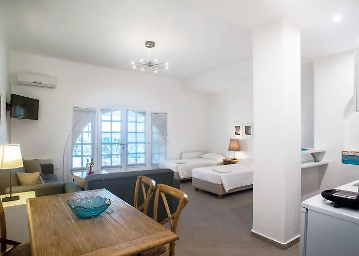 Adikri Villas&suites Tourlos