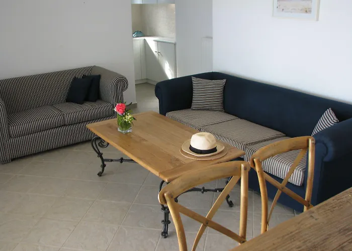 Lejlighedshotel Adikri Villas&suites 3*