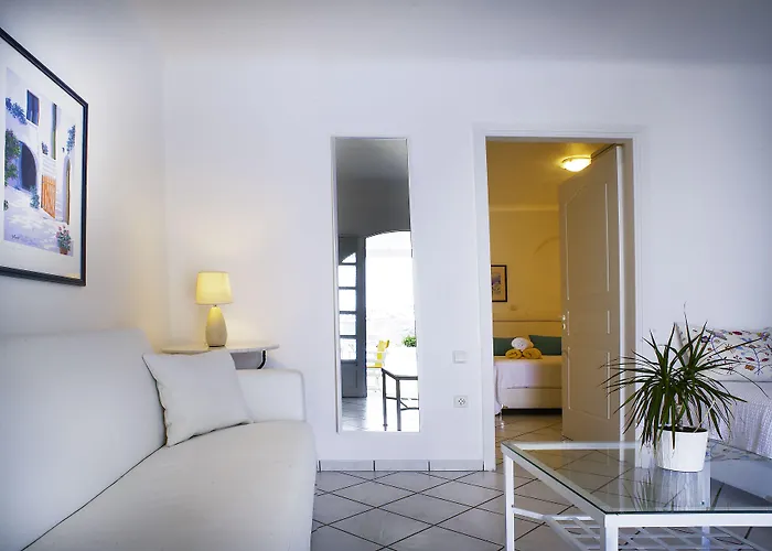 Lejlighedshotel Adikri Villas&suites Tourlos