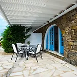 アパートホテル Adikri & 3*