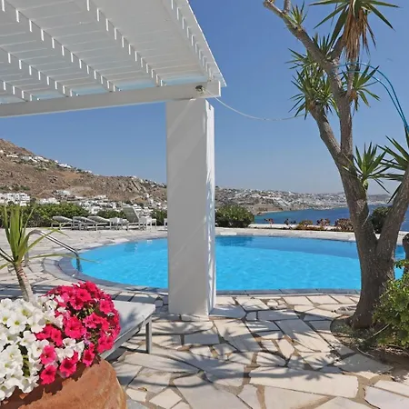 Aparthotel Adikri & 3*