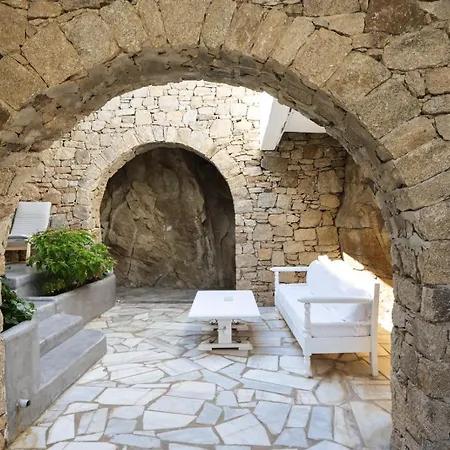 Aparthotel Adikri & 3*