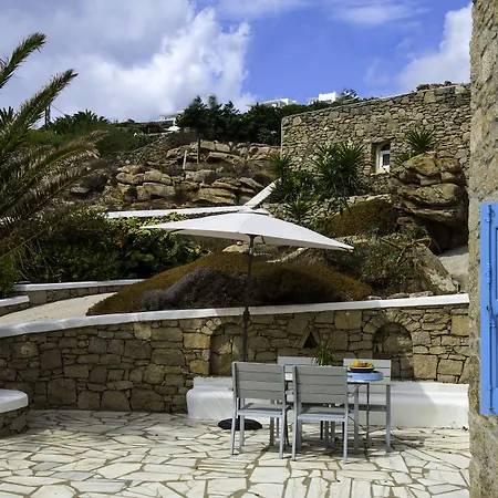 Apartahotel Adikri & Tourlos