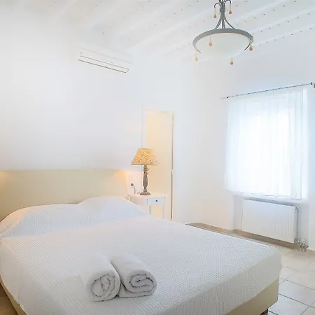 Apartahotel Adikri & Tourlos