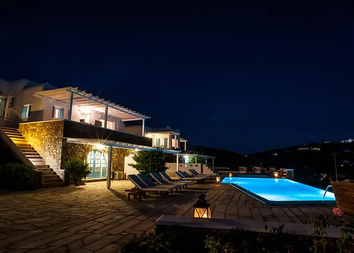 Adikri & 3* Τούρλος